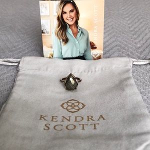 Kendra Scott Daisy Ring